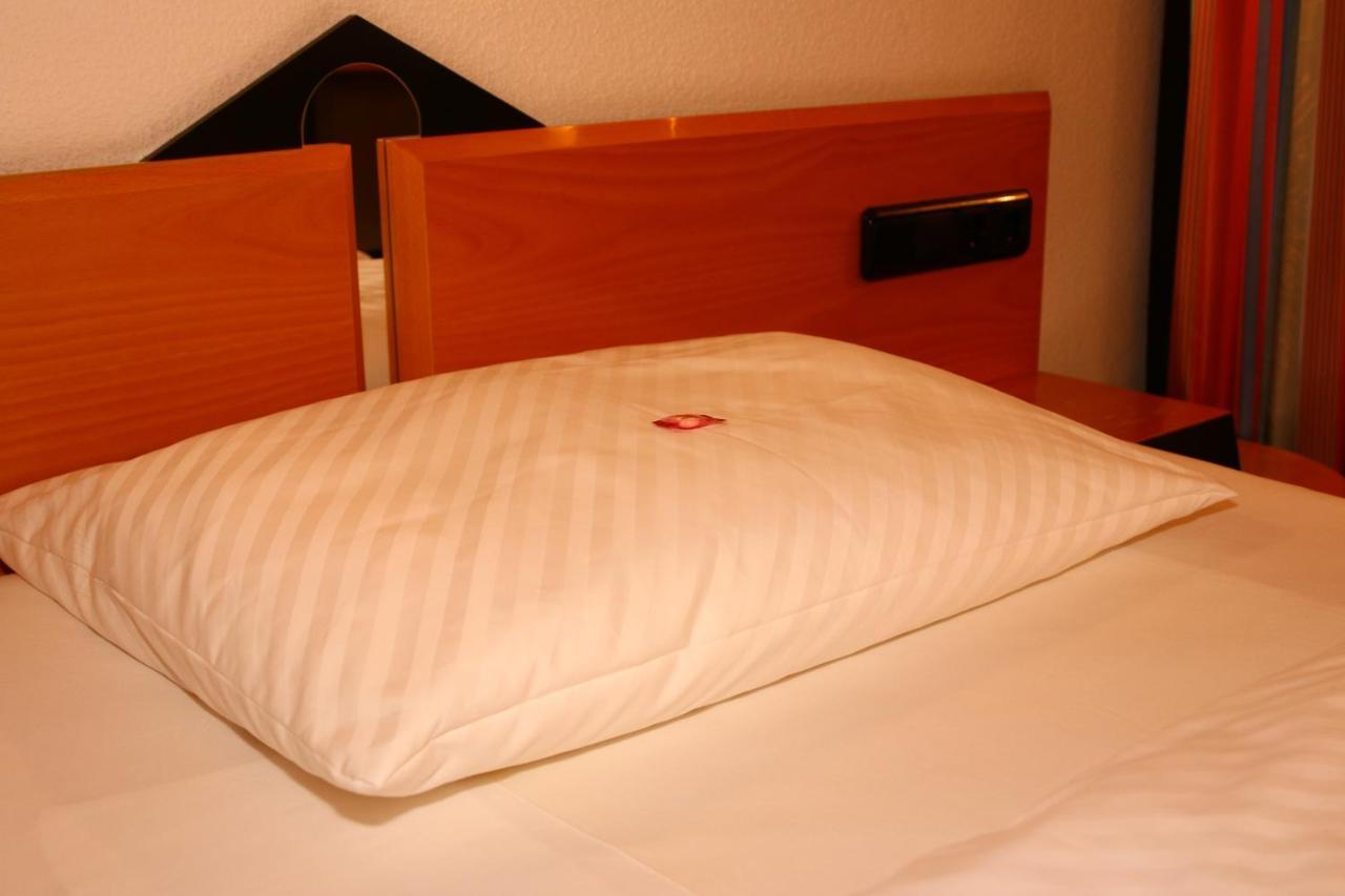 Hotel Am Weiher 埃尔克伦茨 外观 照片