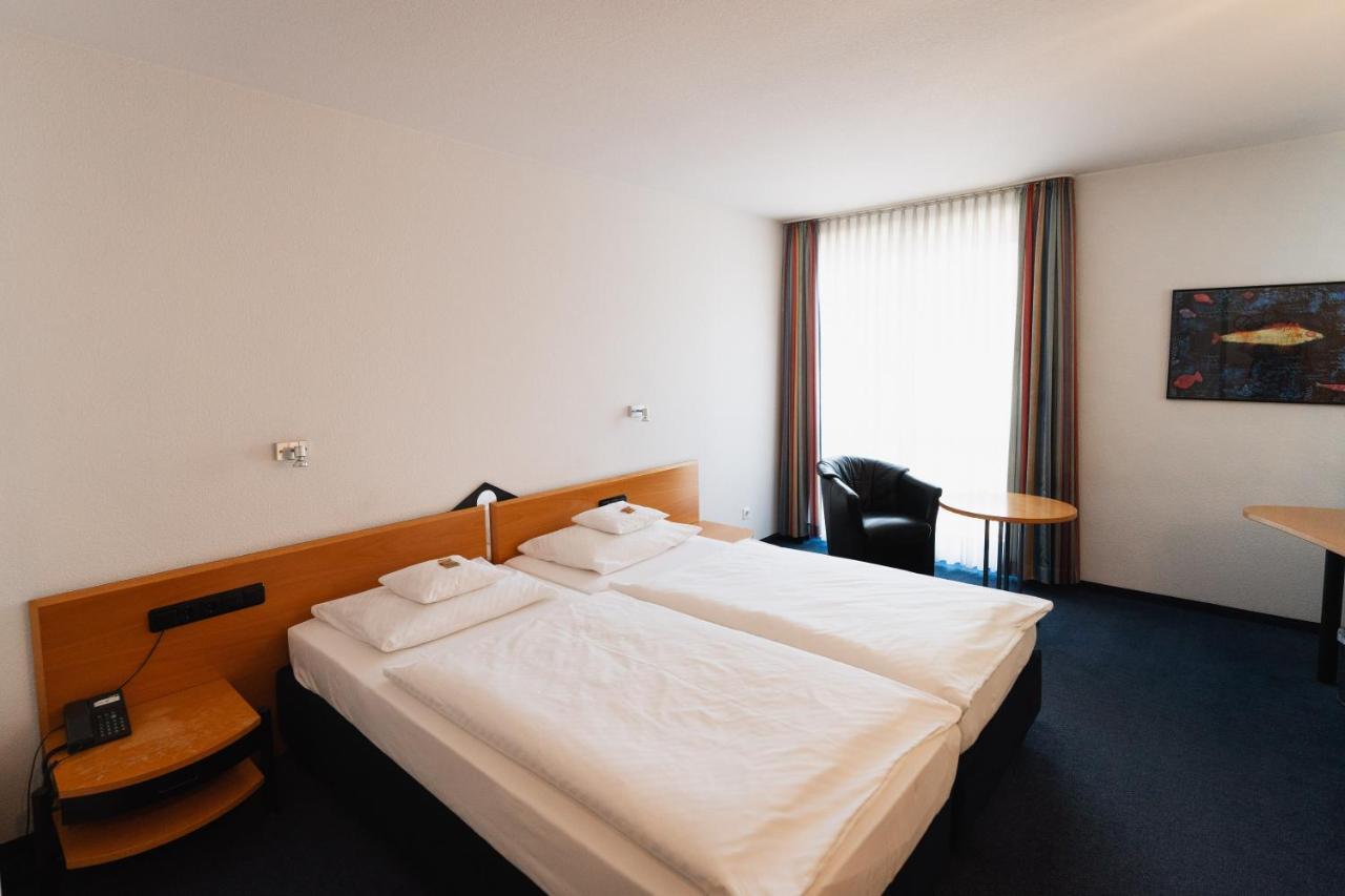 Hotel Am Weiher 埃尔克伦茨 外观 照片