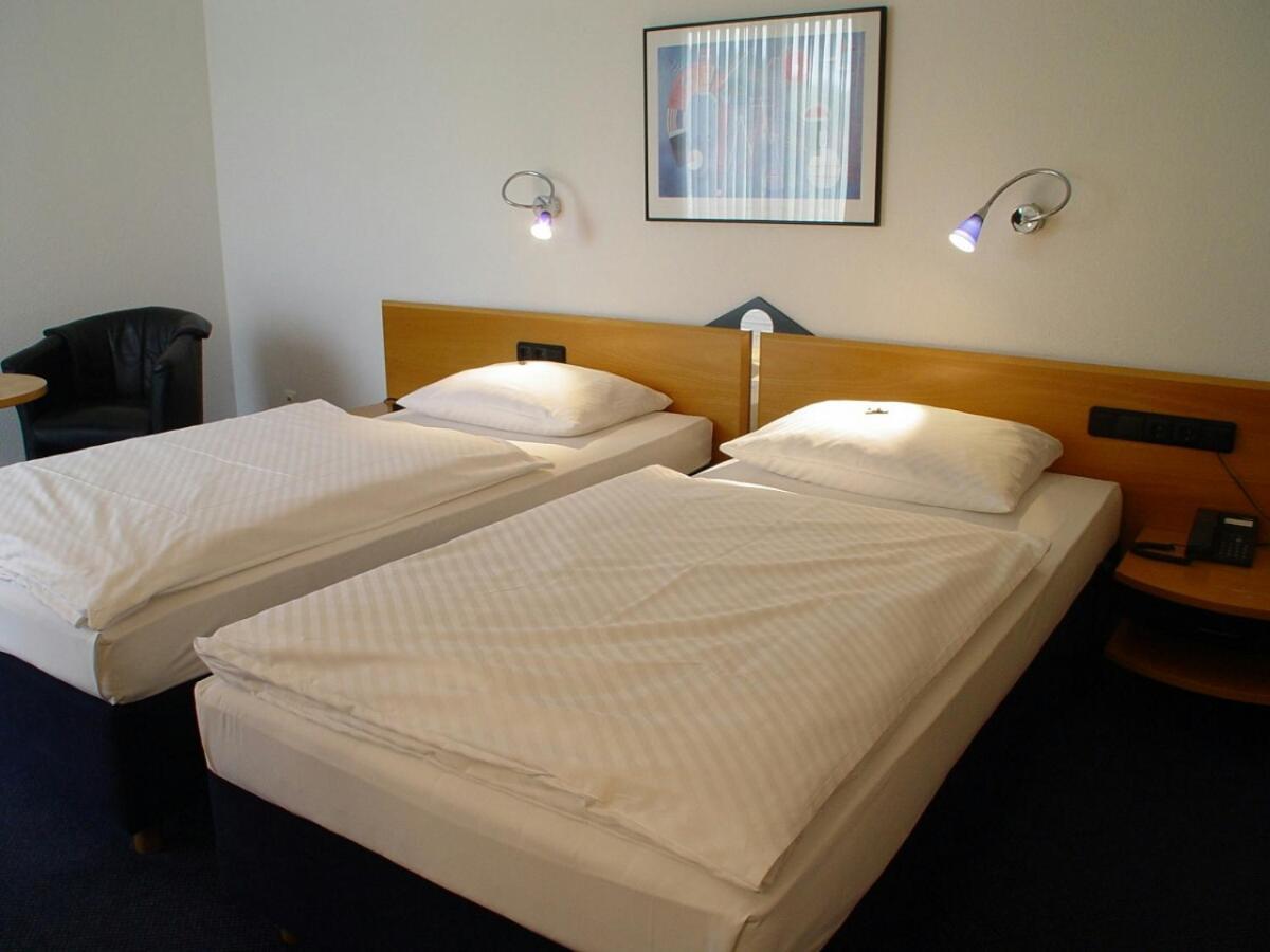 Hotel Am Weiher 埃尔克伦茨 外观 照片